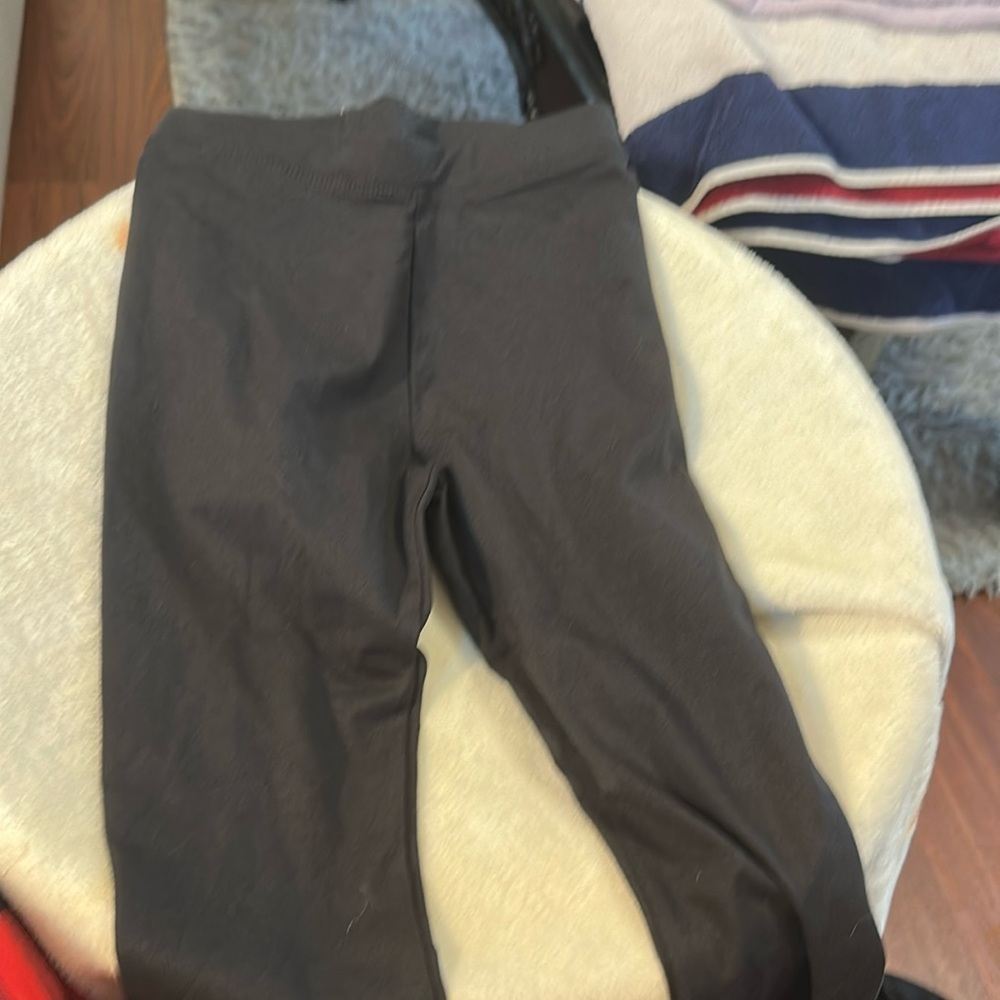 Amazon Essentials Kids Black Leggings